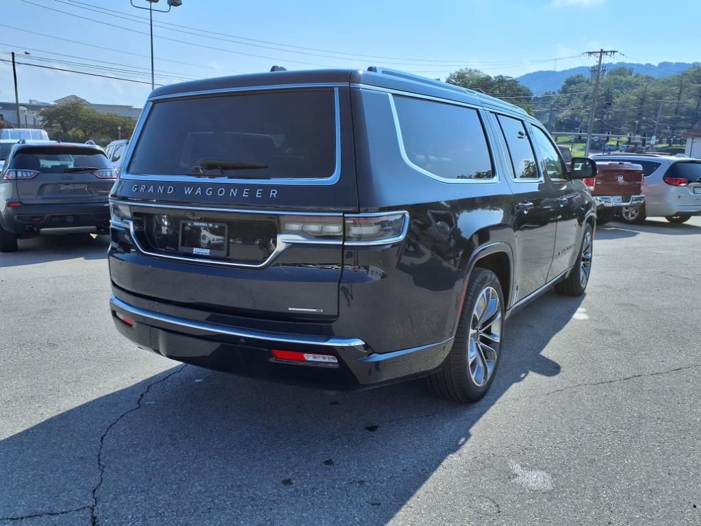 2024 Jeep Grand Wagoneer L III photo 3