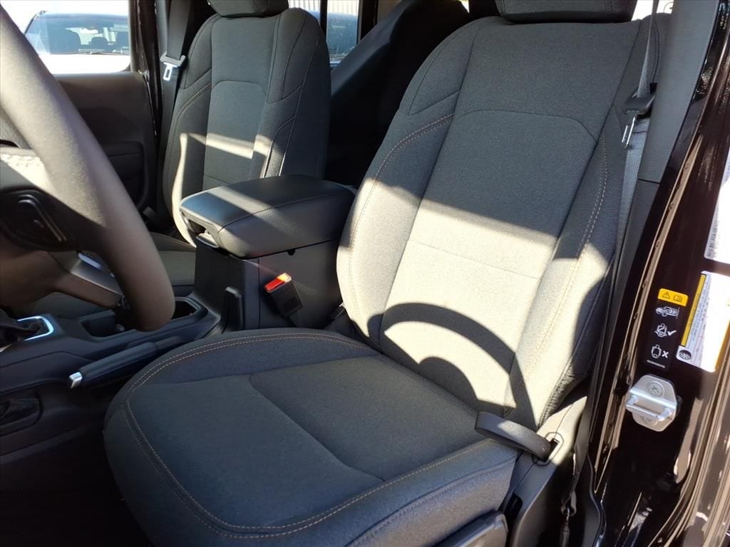 2026 Jeep Wrangler 4-Door Sport S - Photo 32