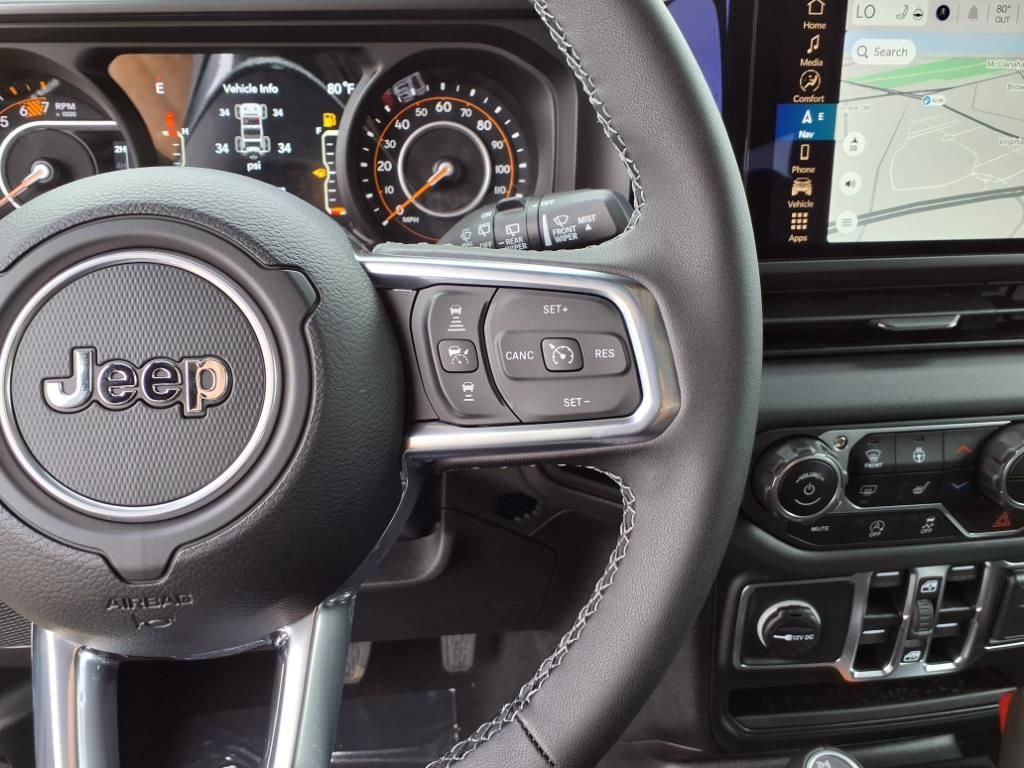 2025 Jeep Wrangler 4-Door Sahara - Photo 14