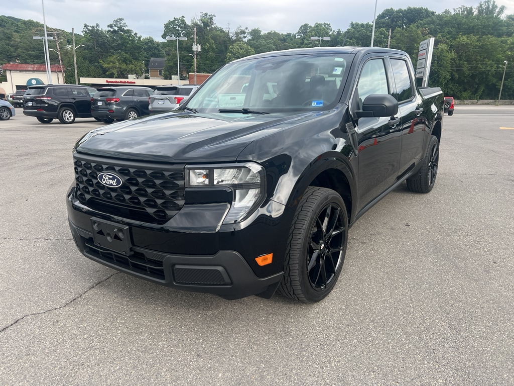 Used 2025 Ford Maverick XL SuperCrew
