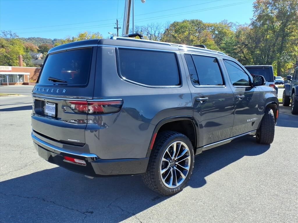 Used 2022 Jeep Wagoneer Series III Sport Utility
