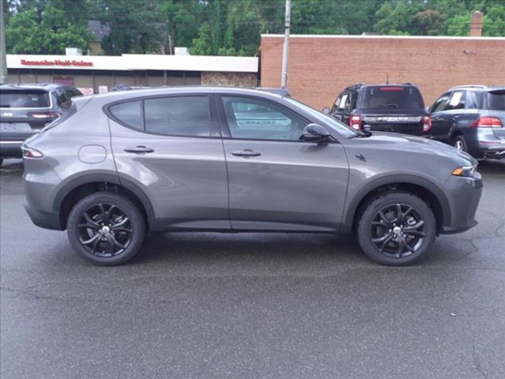 Used 2024 Dodge Hornet GT Plus Sport Utility