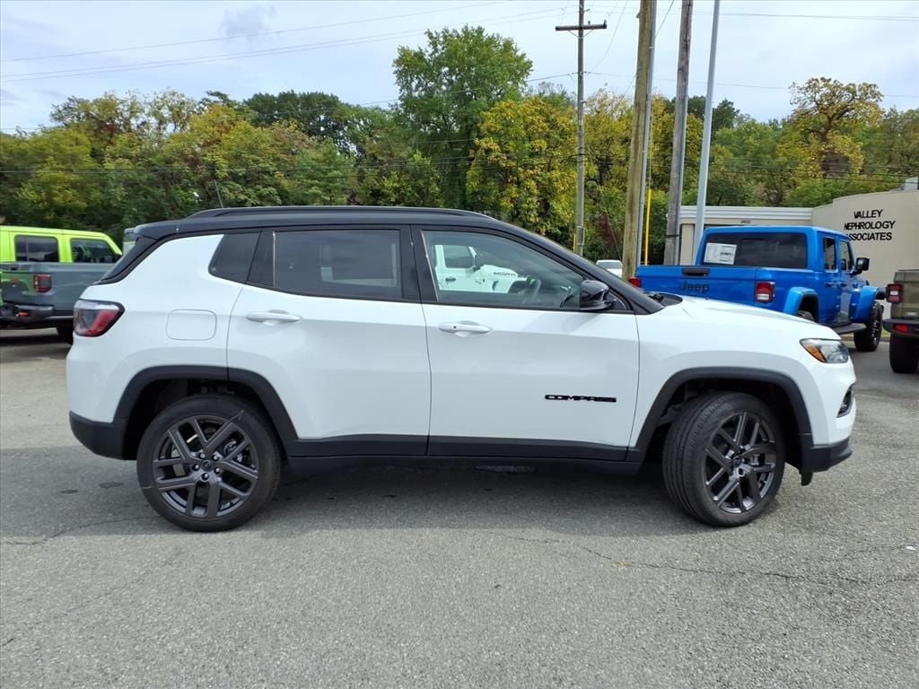 New 2026 Jeep Compass LIMITED ALTITUDE 4X4 Sport Utility