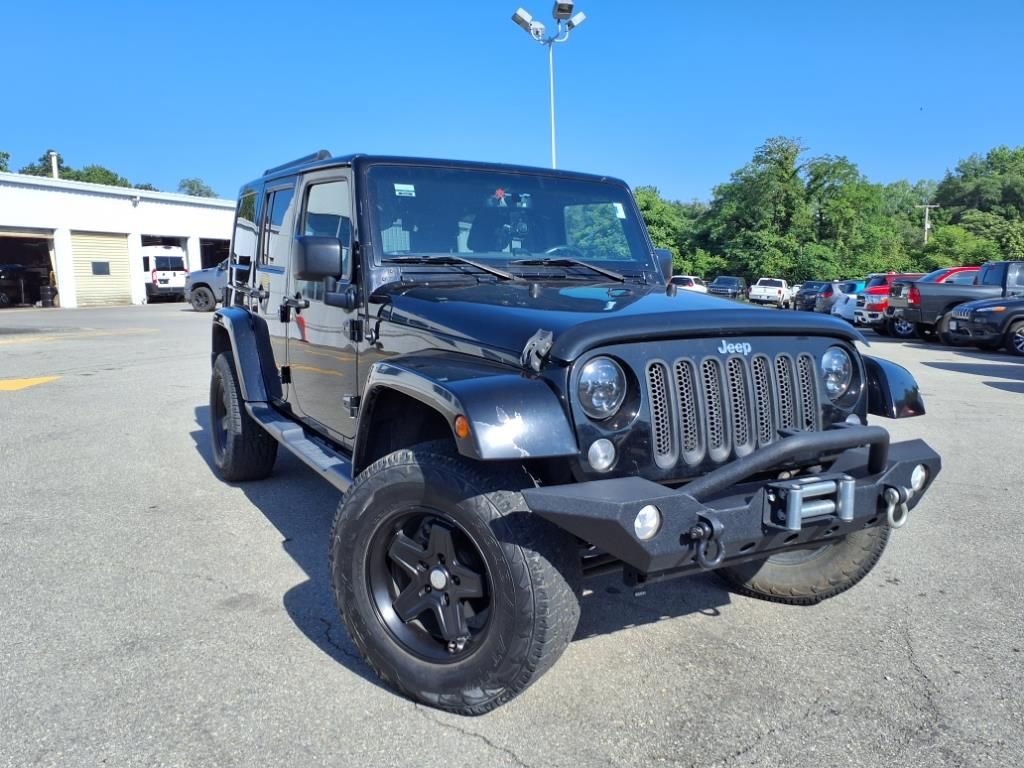 2015 Jeep Wrangler Sahara photo 2