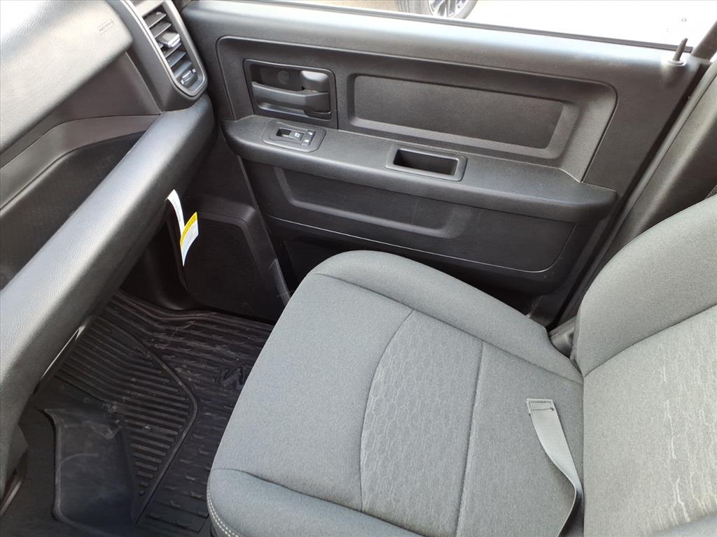 2025 RAM 2500 Tradesman - Photo 31