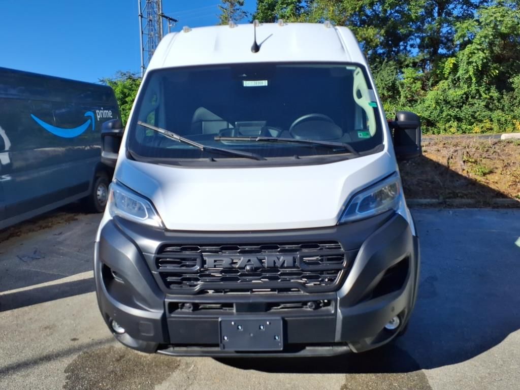 2024 Ram ProMaster 3500 Window Van photo 2