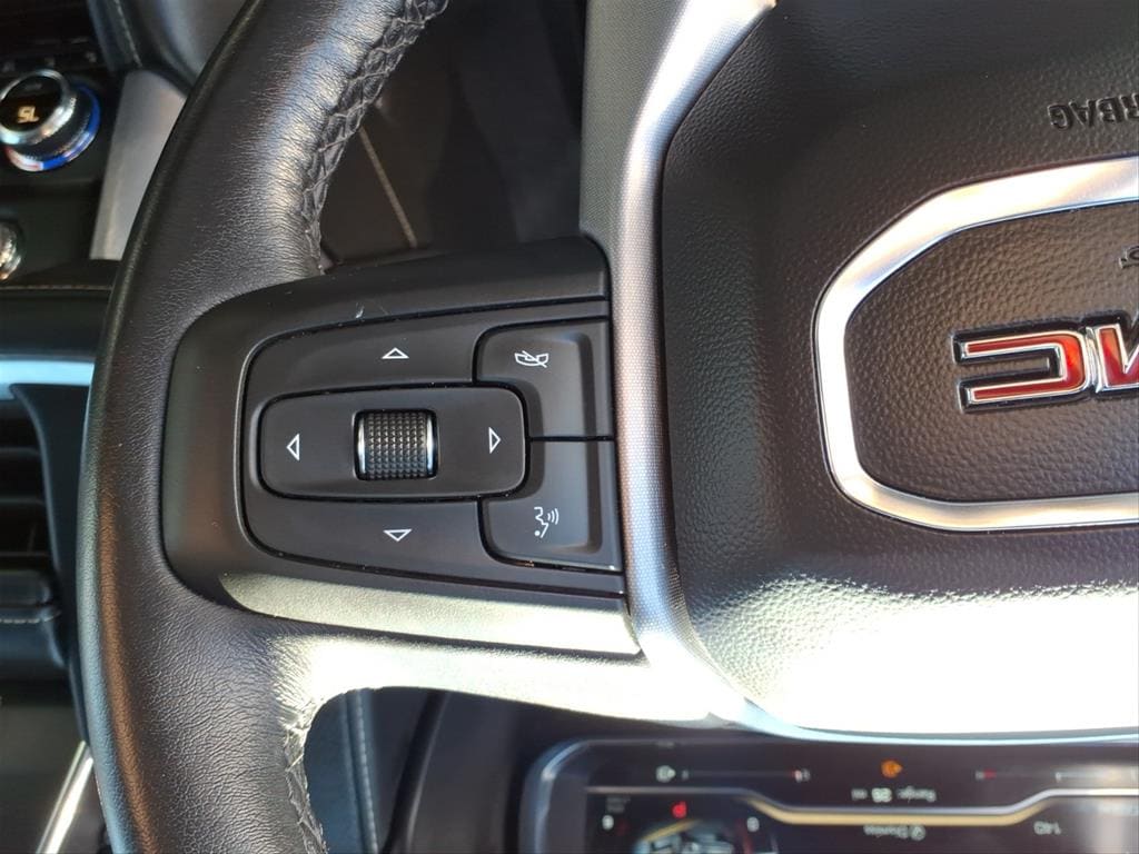 2022 GMC Yukon SLT - Photo 21