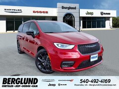 2026 Chrysler Pacifica LIMITED Passenger Van