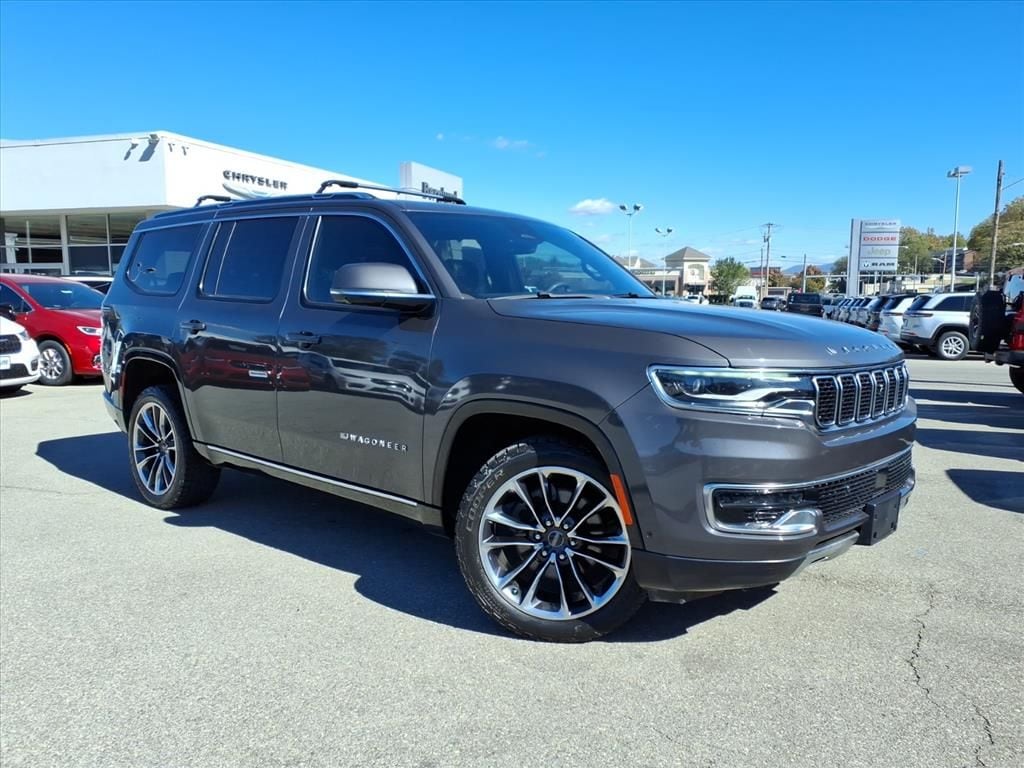 Used 2022 Jeep Wagoneer Series III Sport Utility