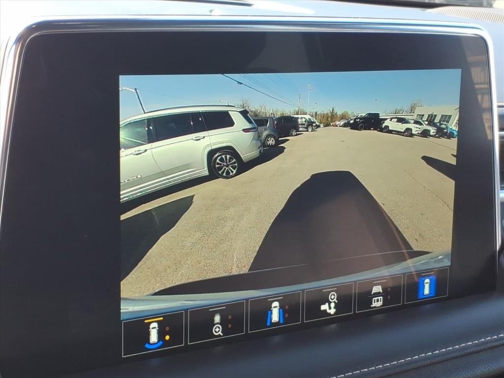 2022 GMC Yukon SLT - Photo 25