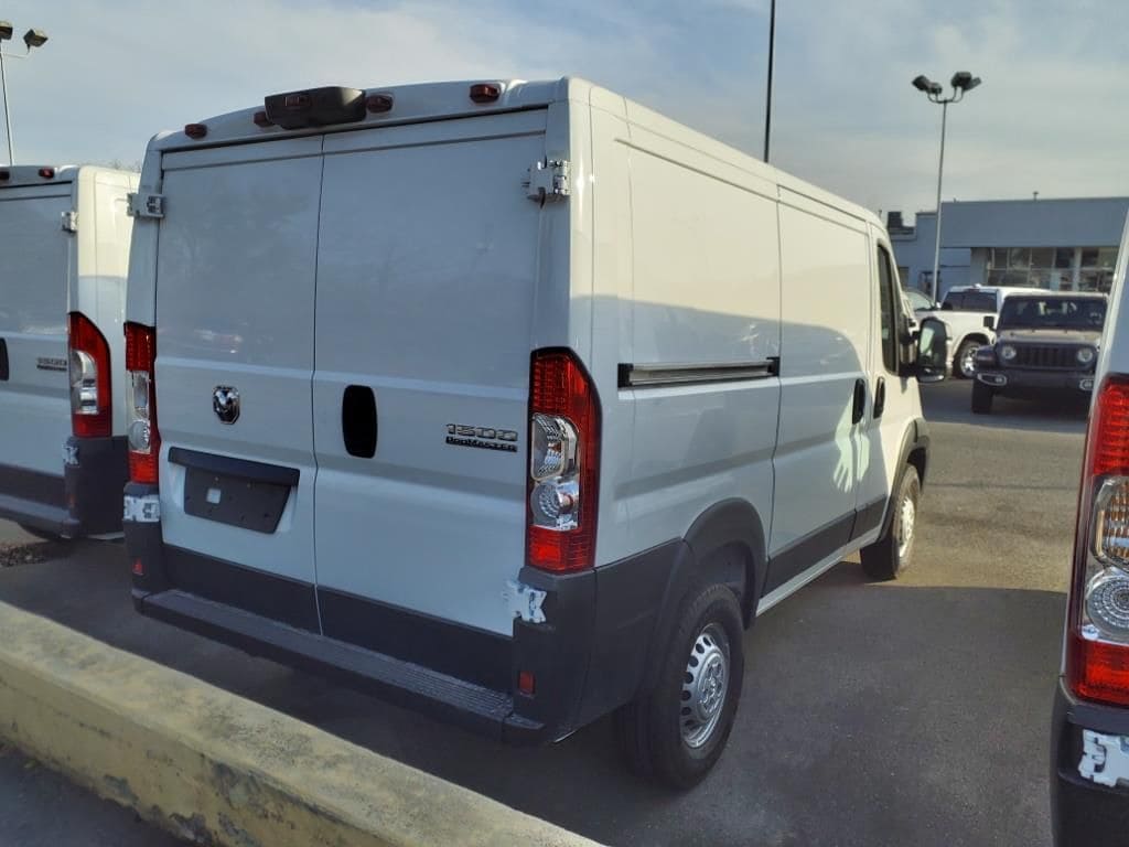 New 2025 Ram ProMaster PROMASTER 1500 TRADESMAN CARGO VAN LOW ROOF 118' W Cargo Van