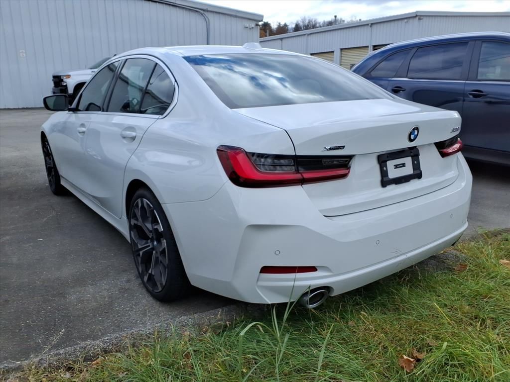 2025 Bmw 330i photo 4