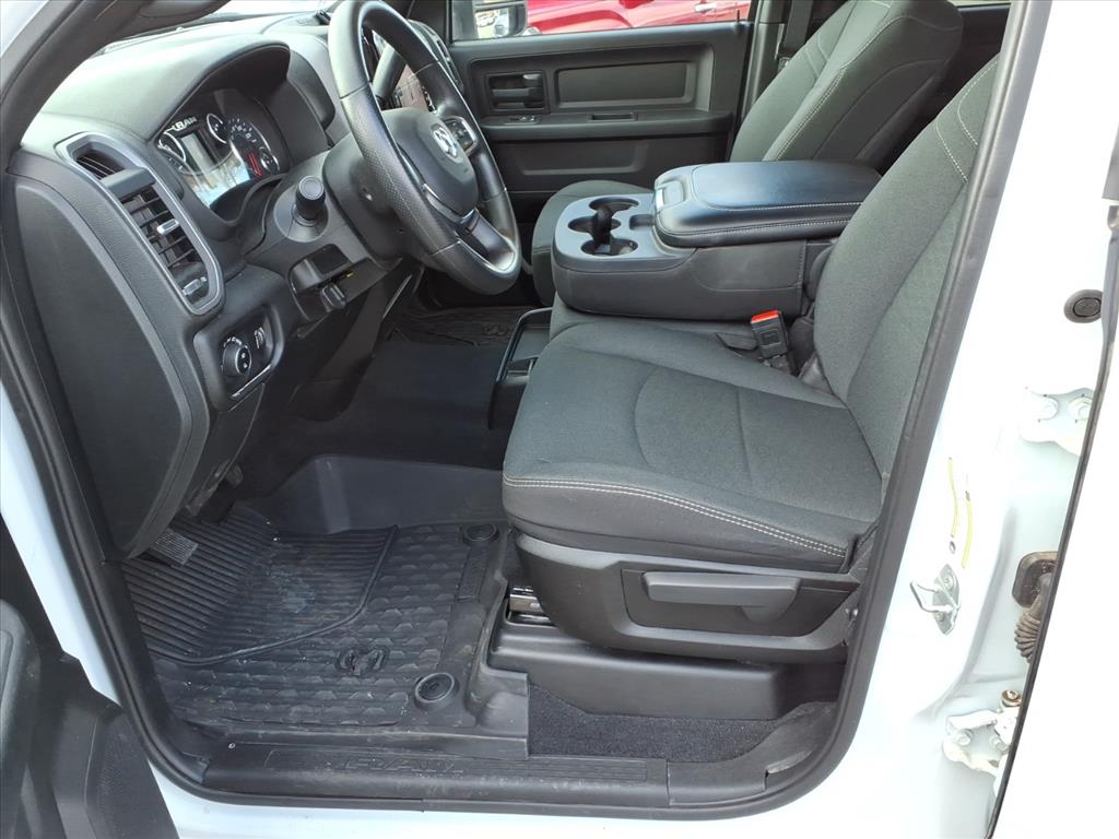 2025 RAM 2500 Tradesman - Photo 11