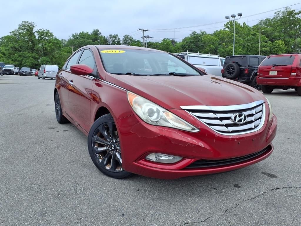 Used 2011 Hyundai Sonata SE with VIN 5NPEC4AC5BH233052 for sale in Roanoke, VA