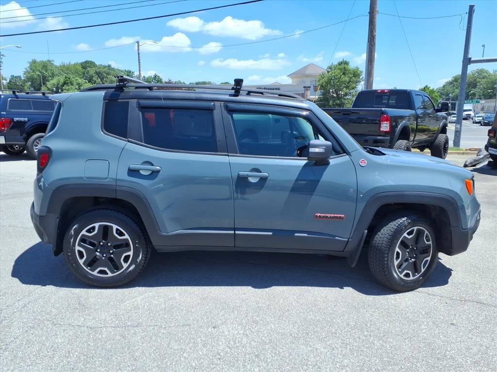 Used 2016 Jeep Renegade Trailhawk Sport Utility