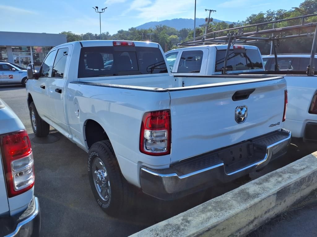 2024 Ram 2500 Tradesman photo 4