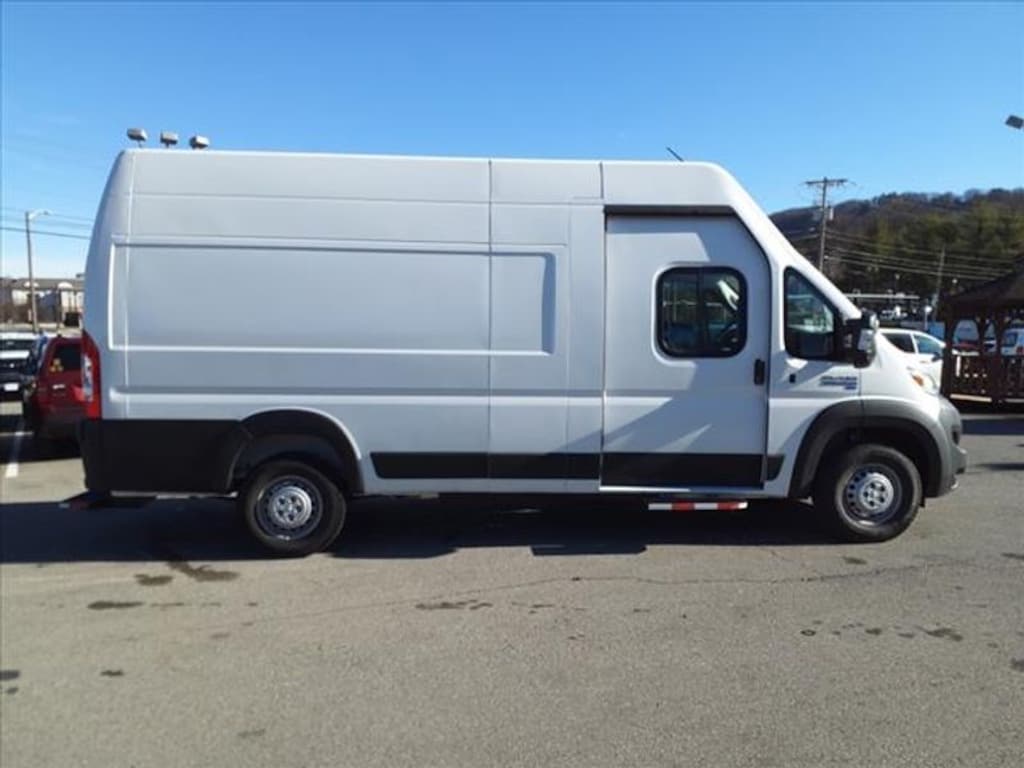 New 2024 Ram ProMaster PROMASTER EV SUPER HIGH ROOF 159â WB EXT Cargo Van