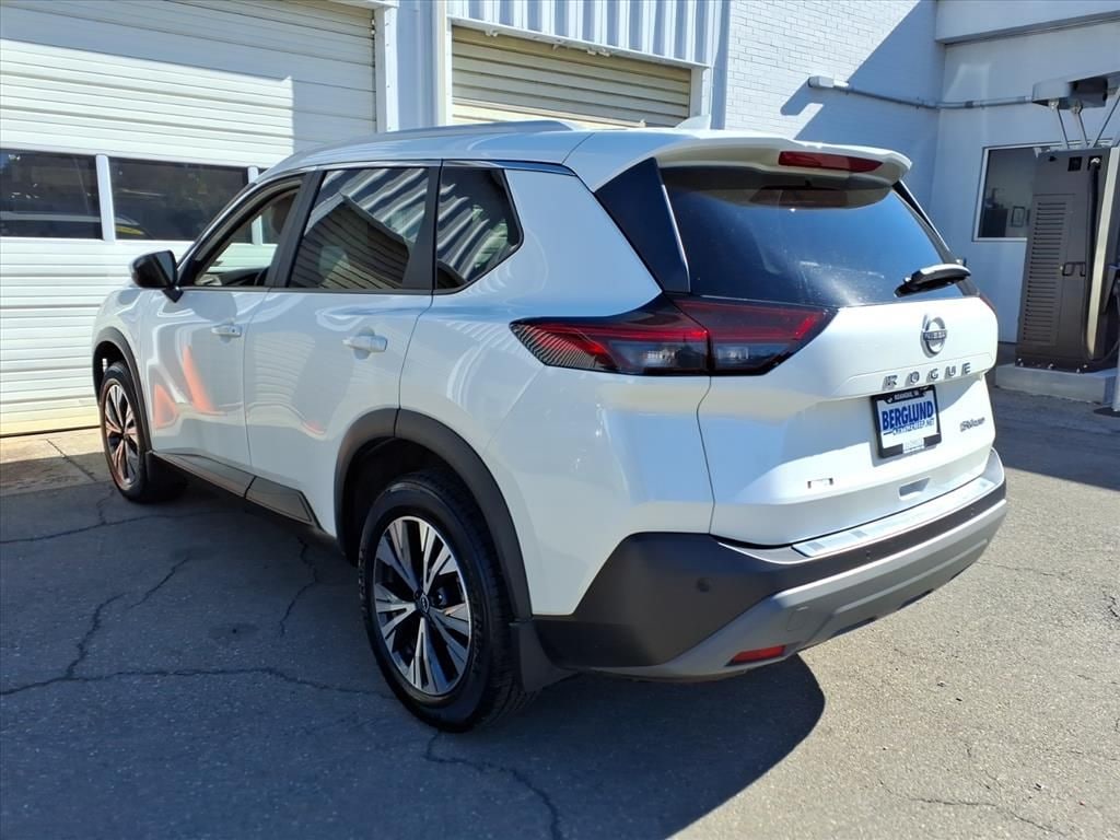 Used 2023 Nissan Rogue SV Sport Utility