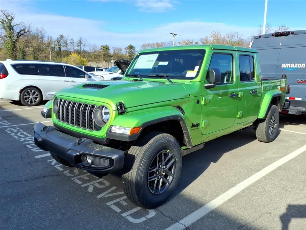 New 2026 Jeep Gladiator SPORT S 4X4 Pickup