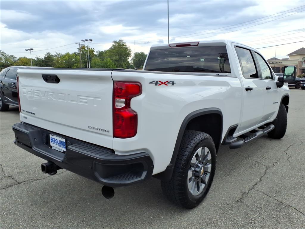 Used 2024 Chevrolet Silverado Custom Crew Cab