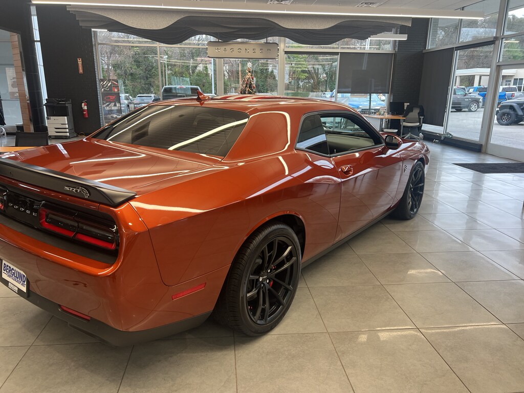 2023 Dodge Challenger SRT8 Hellcat photo 3