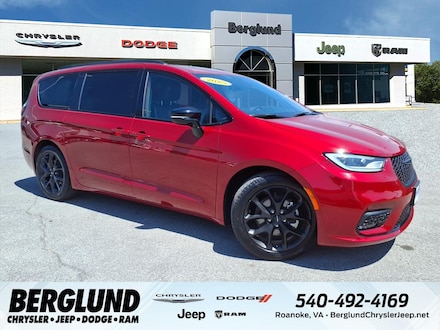 2025 Chrysler Pacifica Limited Passenger Van