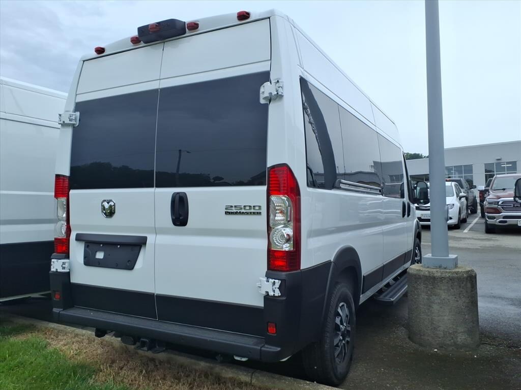 New 2026 Ram ProMaster PROMASTER 2500 SLT+ WINDOW VAN HIGH ROOF 159' WB Cargo Van