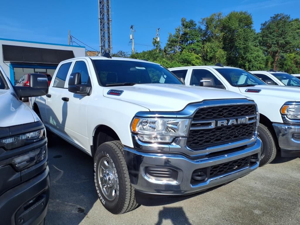 2024 Ram 2500 Tradesman photo 2