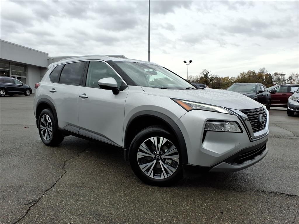 Used 2023 Nissan Rogue SV Sport Utility