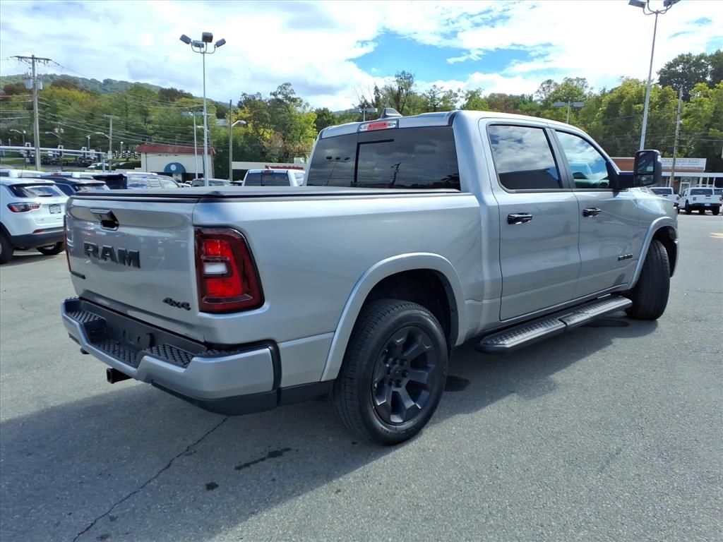 2025 Ram 1500 Big Horn photo 2