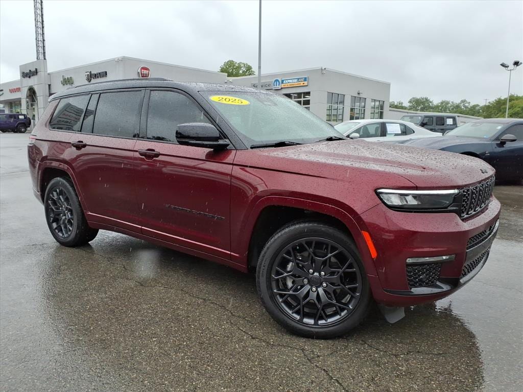Used 2025 Jeep Grand Cherokee L Summit Reserve Sport Utility
