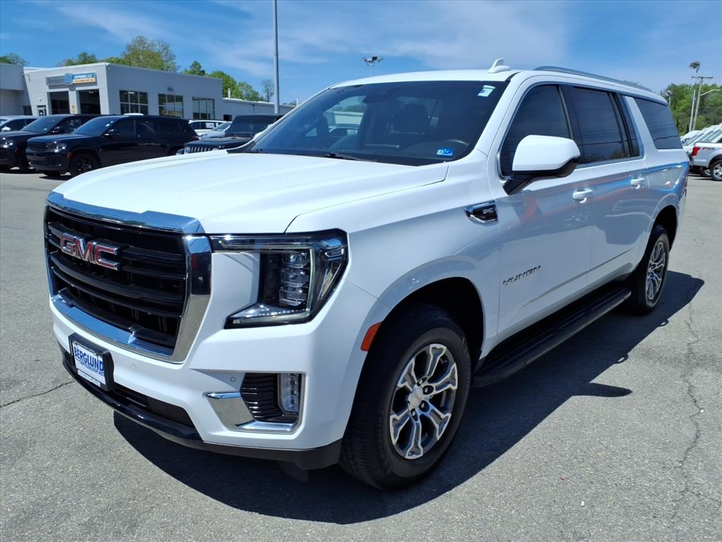 2023 GMC Yukon XL SLE - Photo 8