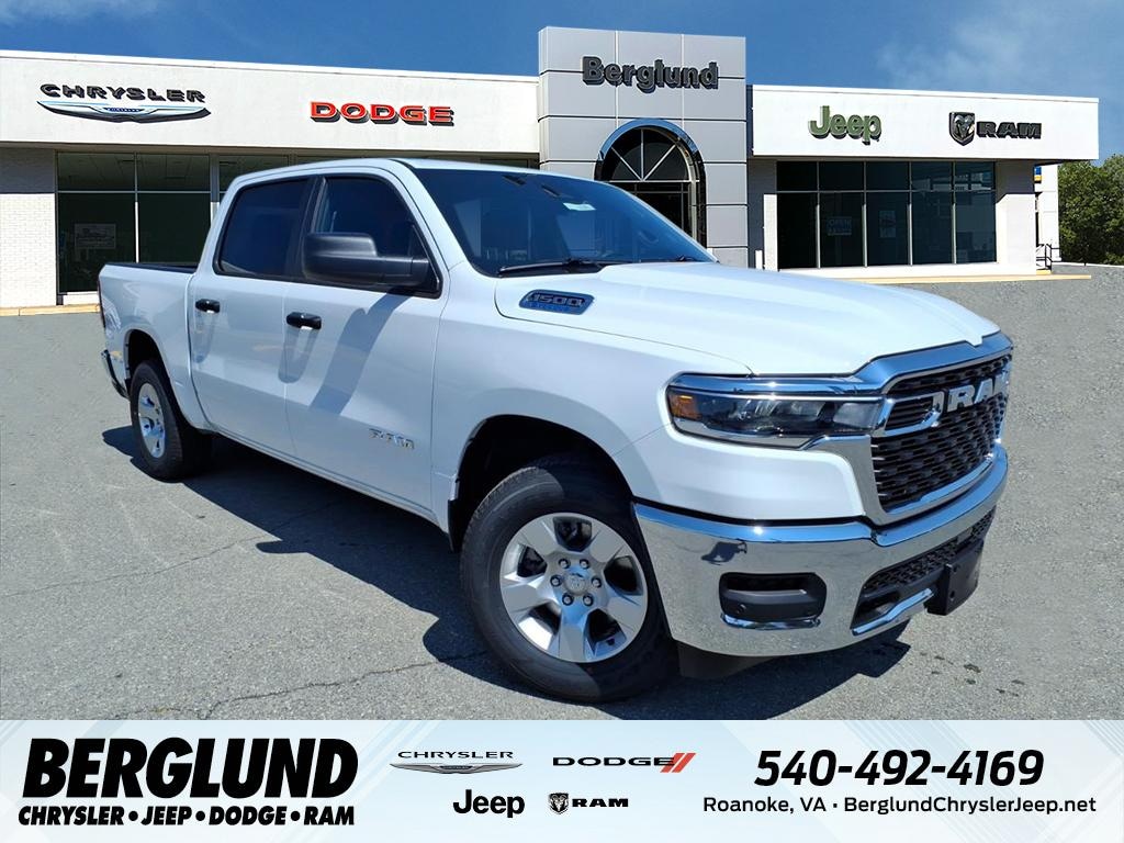 New 2026 Ram 1500 TRADESMAN CREW CAB 4X4 5'7 BOX Pickup