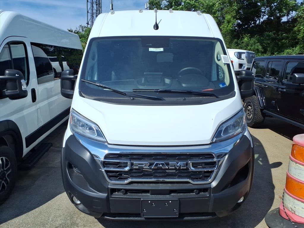 New 2026 Ram ProMaster PROMASTER 2500 SLT+ WINDOW VAN HIGH ROOF 159' WB Cargo Van