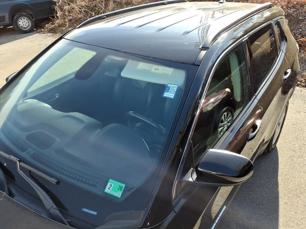 2019 Jeep Compass Latitude photo 2