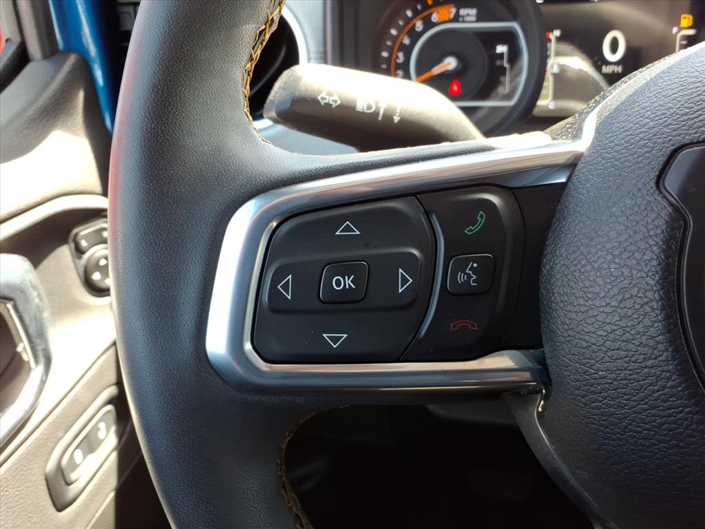 2024 Jeep Wrangler 4-Door Sahara - Photo 25