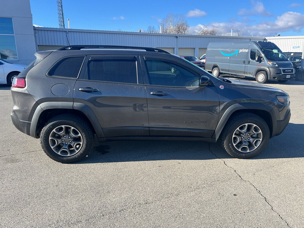 Used 2022 Jeep Cherokee Trailhawk Sport Utility
