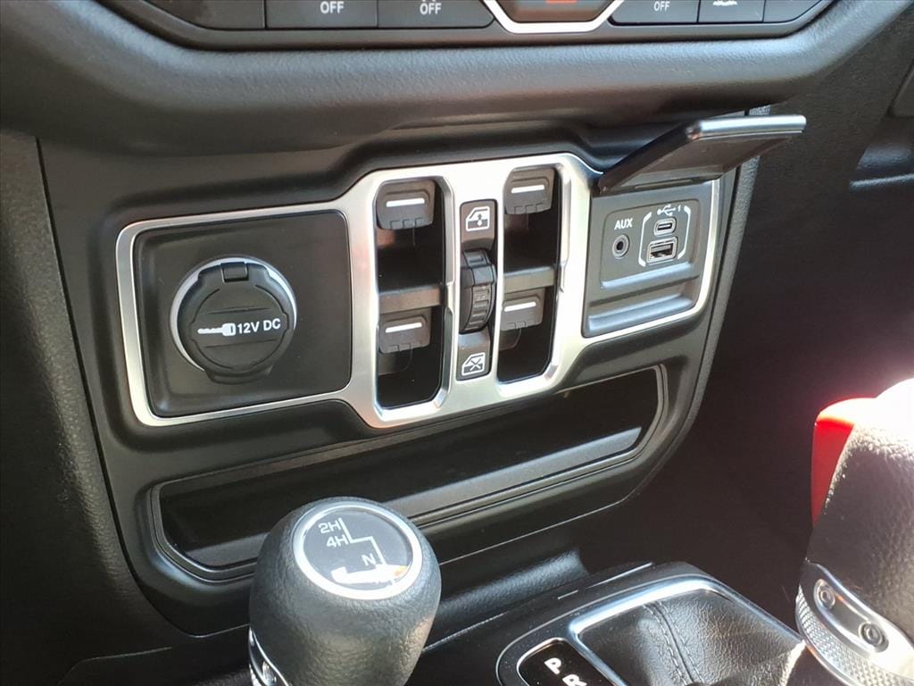 2024 Jeep Wrangler 4-Door Sahara - Photo 32
