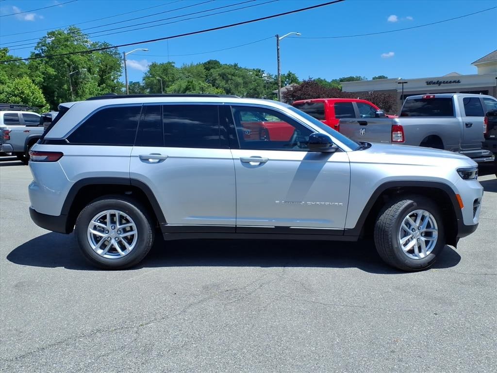 New 2026 Jeep Grand Cherokee LAREDO X 4X4 Sport Utility