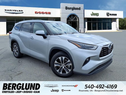 2022 Toyota Highlander Hybrid Hybrid XLE Wagon