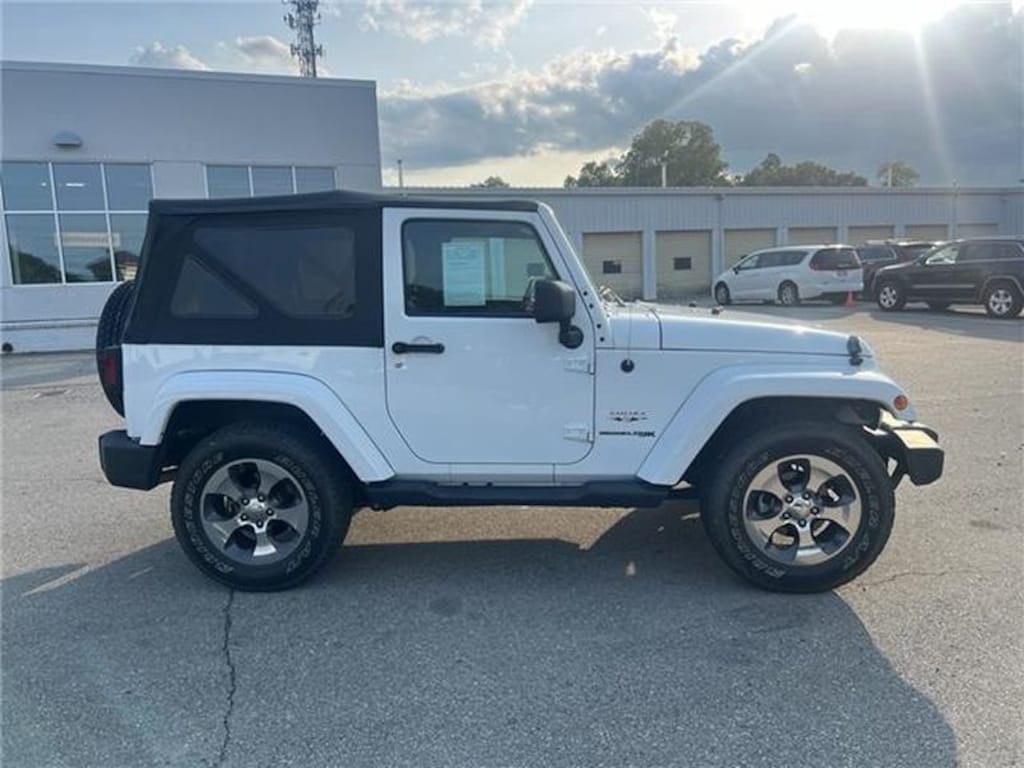 Used 2018 Jeep Wrangler Sahara Sport Utility