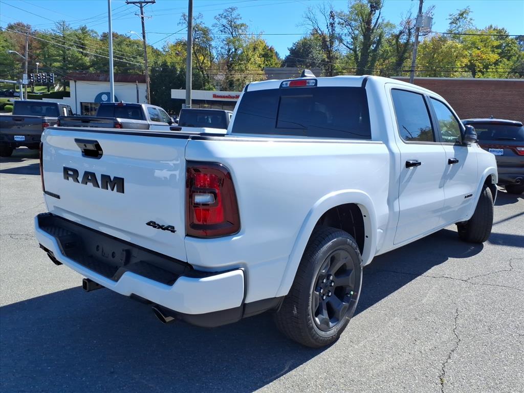 New 2027 Ram 1500 BIG HORN CREW CAB 4X4 5'7 BOX Pickup