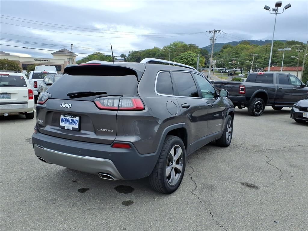 2019 Jeep Cherokee Limited photo 2