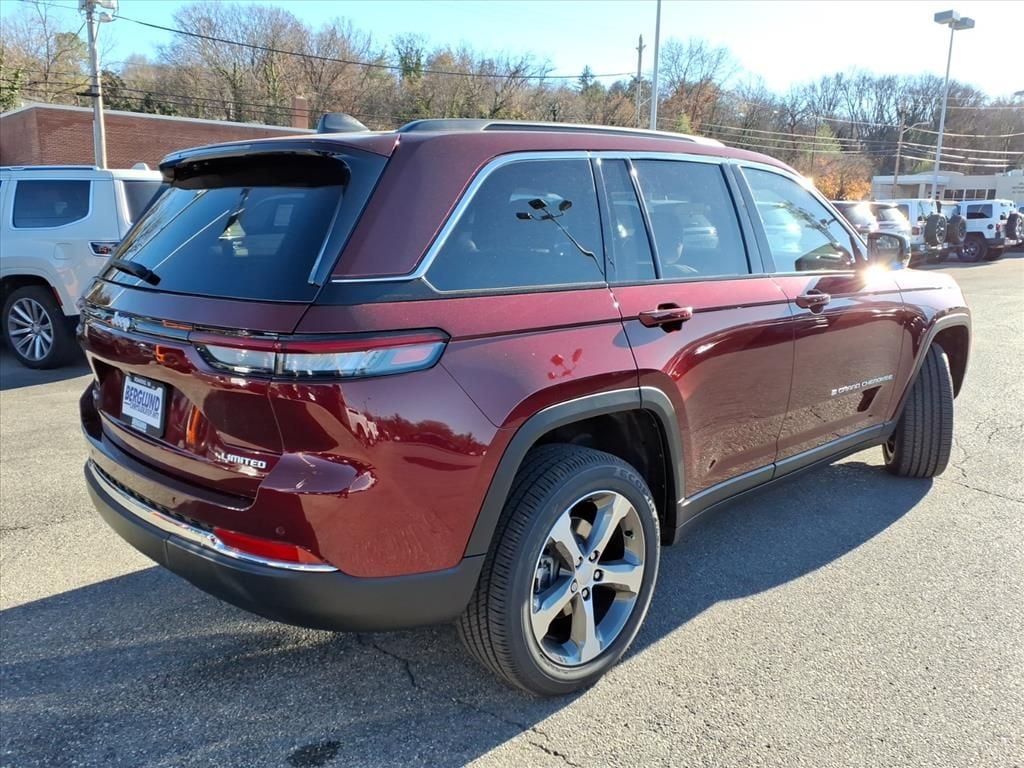 New 2025 Jeep Grand Cherokee LIMITED 4X4 Sport Utility