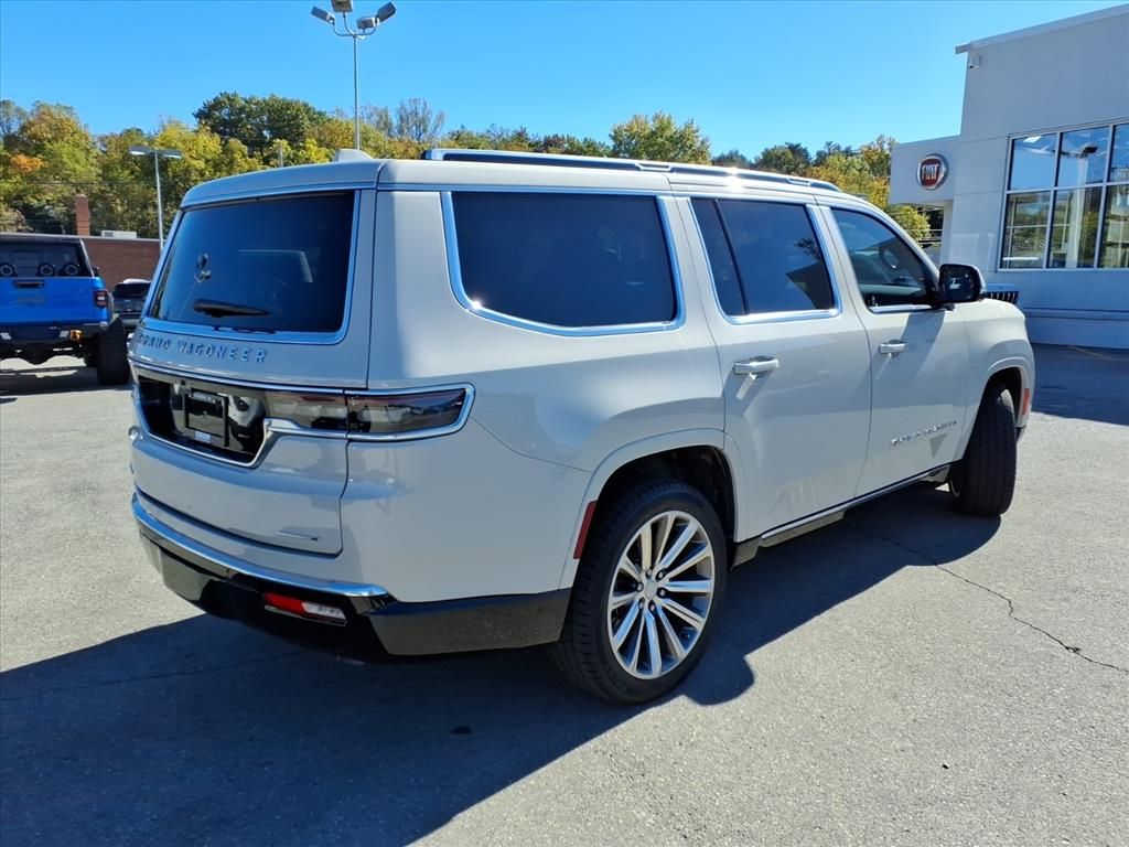 2022 Jeep Grand Wagoneer I photo 3