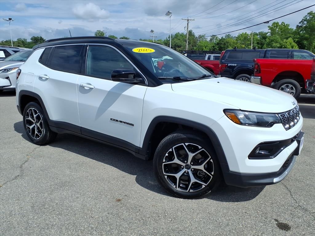 Used 2025 Jeep Compass Limited Sport Utility