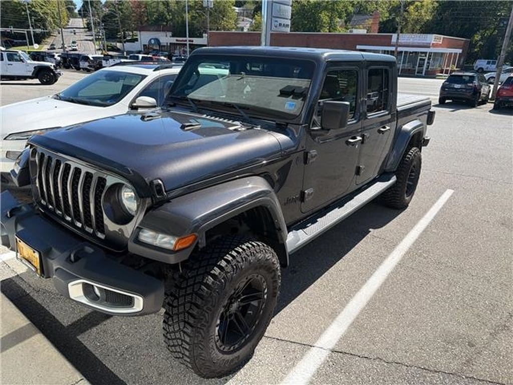 2022 Jeep Gladiator Sport S