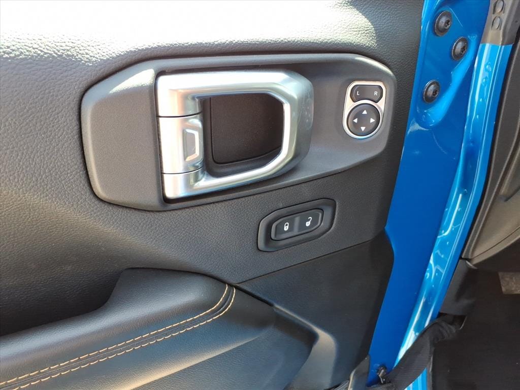 2024 Jeep Wrangler 4-Door Sahara - Photo 23