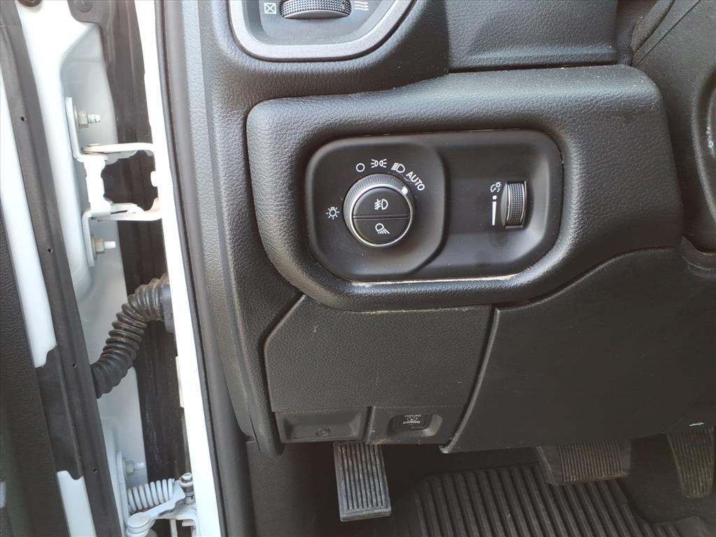 2025 RAM 2500 Tradesman - Photo 17