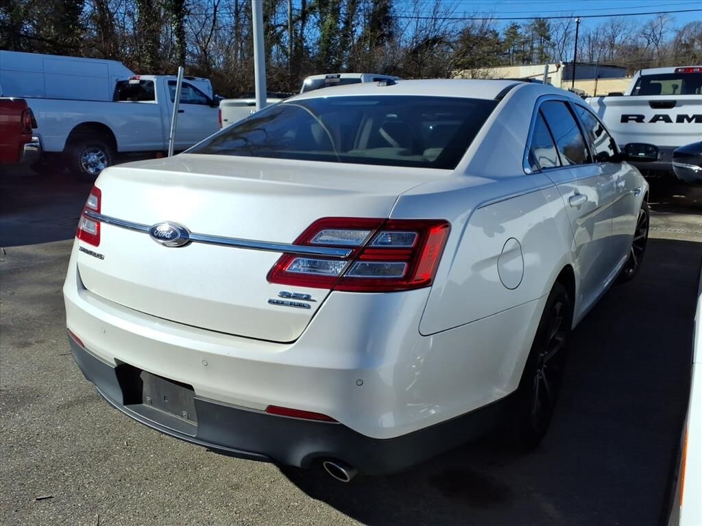 Used 2015 Ford Taurus SEL Sedan